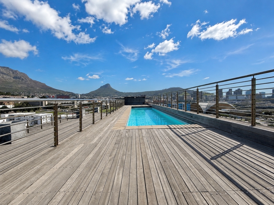 2 Bedroom Property for Sale in Zonnebloem Western Cape